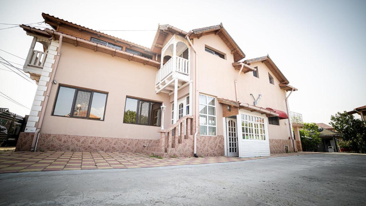 Casa Damian Hotel Două Mai Eksteriør billede